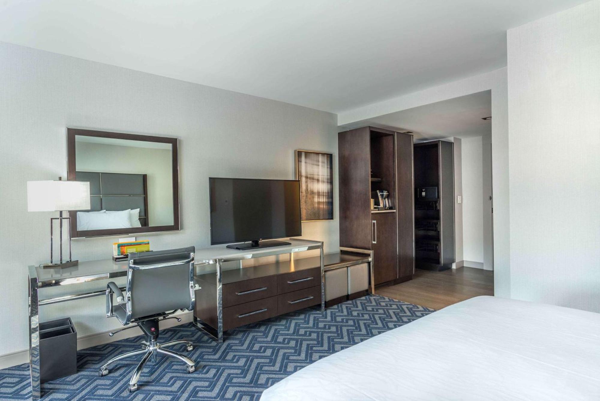 Hilton Garden Inn Foxborough Patriot Place Exterior foto