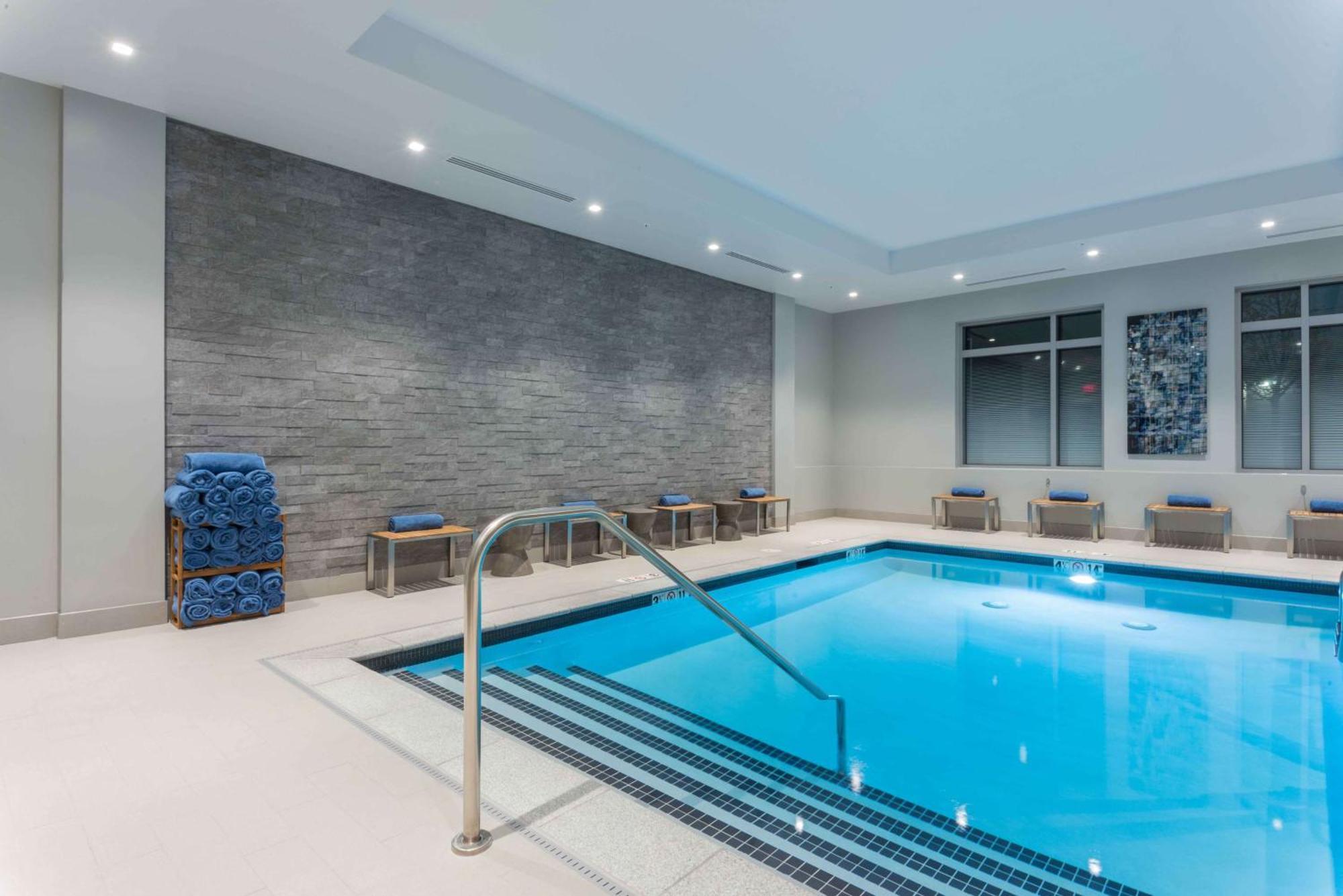 Hilton Garden Inn Foxborough Patriot Place Exterior foto