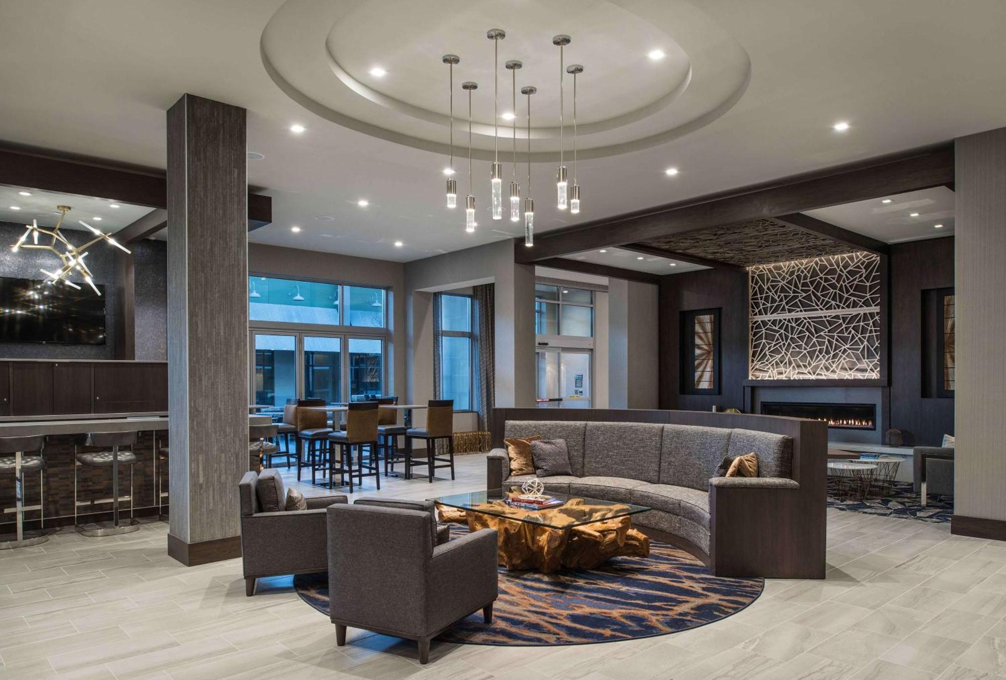 Hilton Garden Inn Foxborough Patriot Place Exterior foto